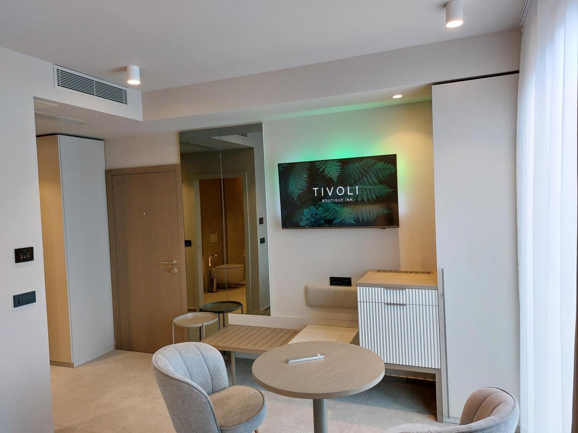 Tivoli Boutique Inn Любляна Екстериор снимка